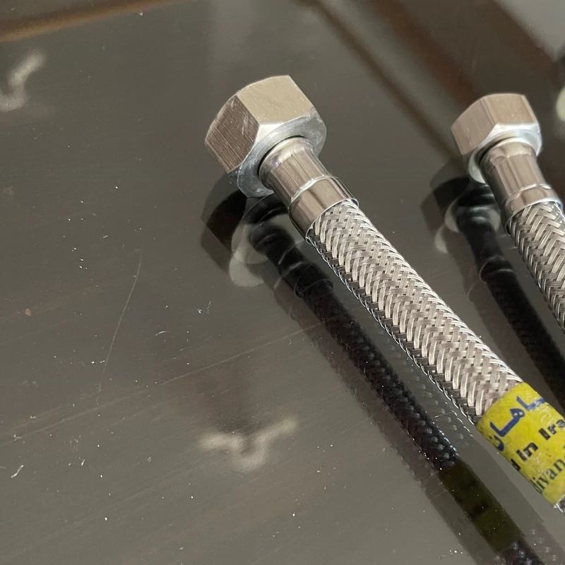 شلنگ دوسرمهره 1/2. 30cm