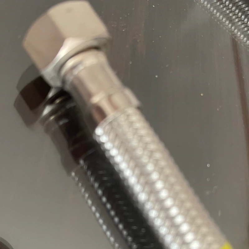 شلنگ تکپایه مهره 3/8   60cm